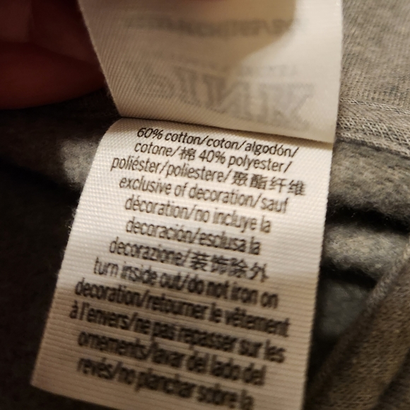 Vs Pink Pullover Sweatshirt - Picture 8 of 8